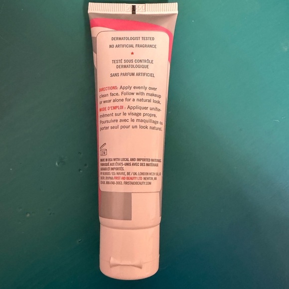 First Aid Beauty Coconut Priming Moisturizer NWT - Picture 2 of 2